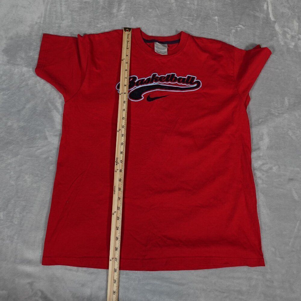 Vintage Nike Basketball Felt Logo T Shirt Mens XL (Fits L) Y2K Red Has Flaws! - Picture 8 of 8